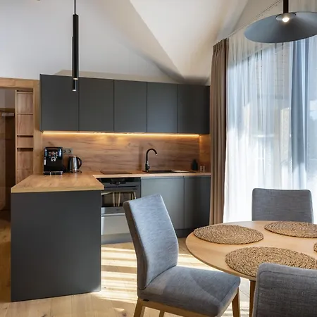 Mountica Apartment *